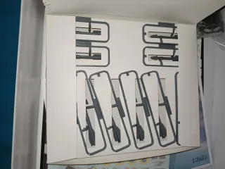 Aereo kit Sukhoi Su-27 Flanker G.W.H. 1/48