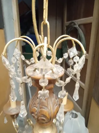 Lampadario vintage legno e ottone