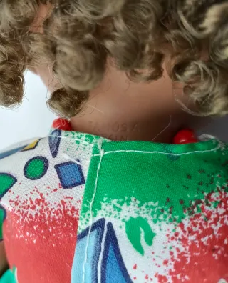 Muñeca Godina negrita mulata, pelo rizado años 80