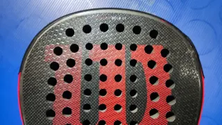 Pala de pádel Wilson Bela LT