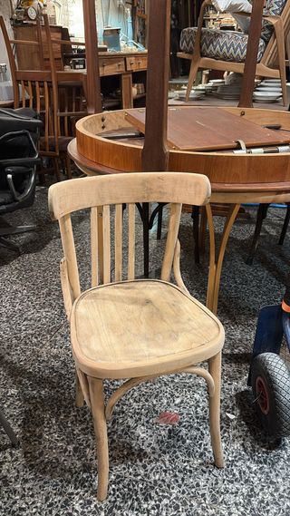 Restanti 4 sedie in legno stile Thonet