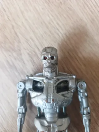 Muñeco Terminator T-800