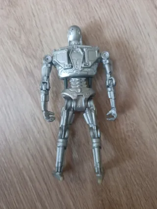 Muñeco Terminator T-800