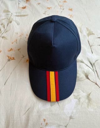 Gorra azul con bandera España