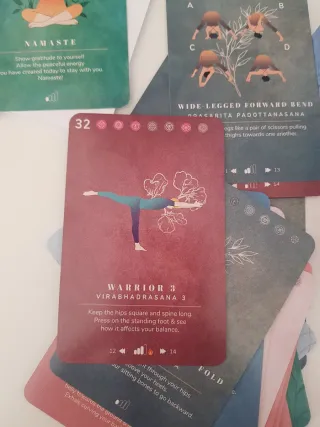 Cartas Yoga Asanas y Secuencias Playpausebe