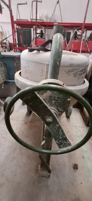 Hormigonera Inersha H-200