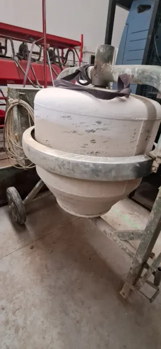 Hormigonera Inersha H-200