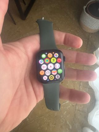 Apple Watch Series 7 45mm GPS + 3 correas original