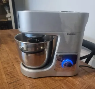 AMASADORA, ROBOT COCINA SILVERCREST. COMO NUEVA!!!