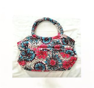 Borsa a mano con fiori