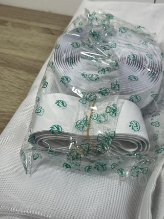 Cortina Zanzariera a Rullo, 75x210cm per Balcone/Terrazzo, Chiusura Automatica, Facile Installazione senza Forare (Bianco)