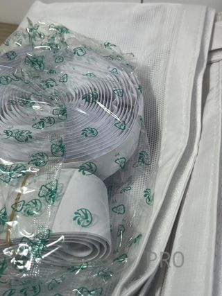 Cortina Zanzariera a Rullo, 75x210cm per Balcone/Terrazzo, Chiusura Automatica, Facile Installazione senza Forare (Bianco)