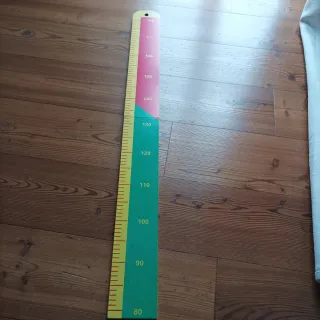 Misuratore altezza bimbo in legno