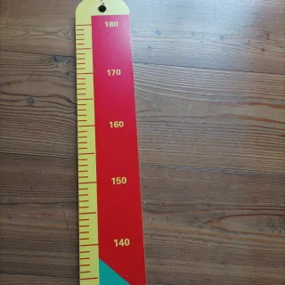 Misuratore altezza bimbo in legno