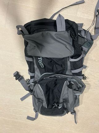 Mochila Totto T 90 Negra y Gris