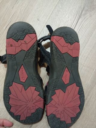 Sandalias Trekking Chiruca Mujer Negras Rosas