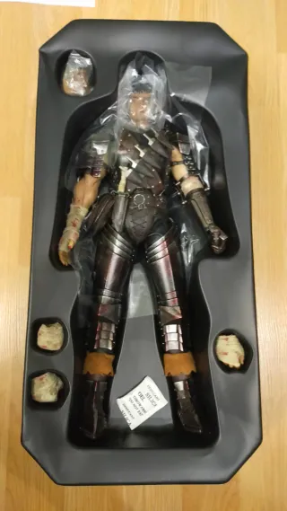 Threezero Gutts(Berserk) + extras