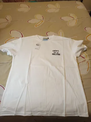 Camiseta Gallery Dept. Blanca Talla M