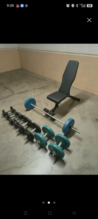 Banco de pesas y mancuernas