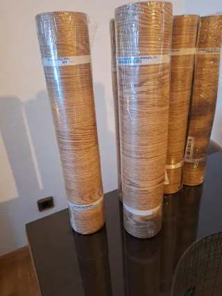 Suelo vinílico autoadhesivo imitación madera