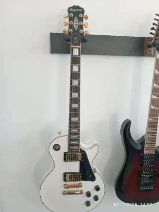 Guitarra Eléctrica Epiphone Les Paul Custom Pro