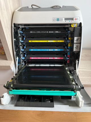 Impresora HP Color LaserJet 2605dn