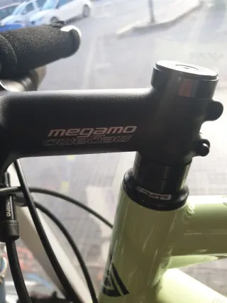 Bicicleta GRAVEL JAKAR verde