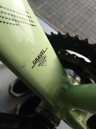 Bicicleta GRAVEL JAKAR verde