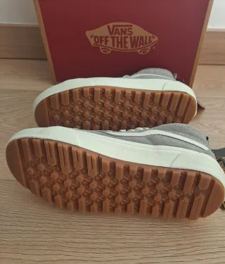 Zapatillas Vans SK8 HI MTE grises