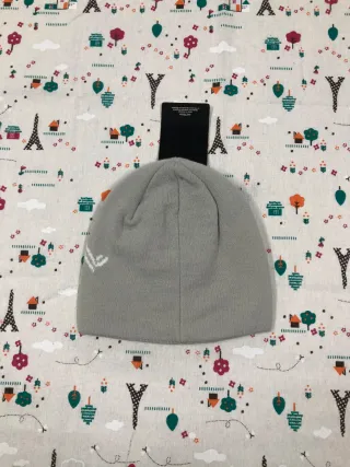 Gorro Arc'teryx Gris Esqueleto