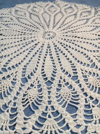 Centrino uncinetto artigianale vintage anni 50