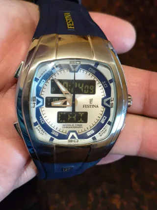 Reloj Festina World Time Chronograph