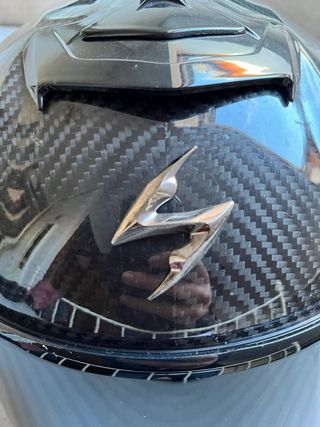 Casco Scorpion EXO R-1 Carbon