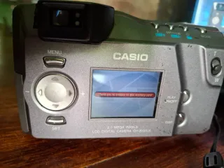 Casio QV-2000UX/Ir Fotocamera Digitale