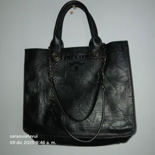 Borsa Prada Nera con Catena