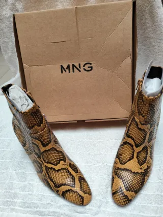 Botines Mango Piel Serpiente Tacon Bloque