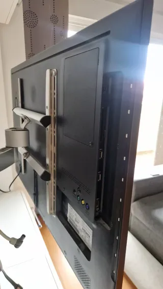 TV Philips 42 3D Ambilight