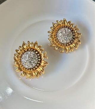 vintage statement designer Joan Rivers clip ons