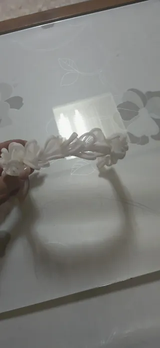 Diadema comunión flores rosa y blanco