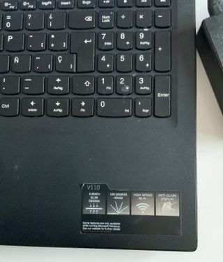 Lenovo V110-15ISK Notebook