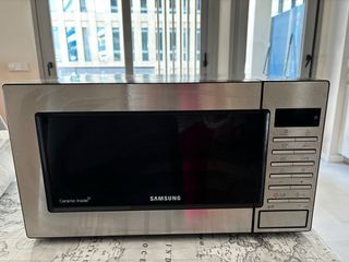 Microondas Samsung Acero Inoxidable como nuevo