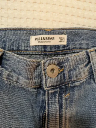 Vaqueros cargo Pull&Bear azules