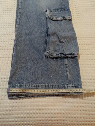 Vaqueros cargo Pull&Bear azules