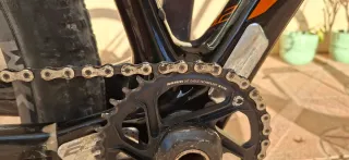 BERRIA BRAVO 3.2 CARBONO (ROCKSHOX SID, DT SWISS)