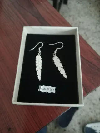Pendientes de plata con forma de pluma