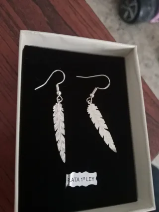 Pendientes de plata con forma de pluma