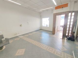 Local comercial en alquiler en Pulianas