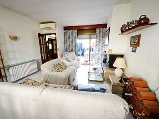 Casa adosada en venta en Barri Antic - Centre en Viladecans