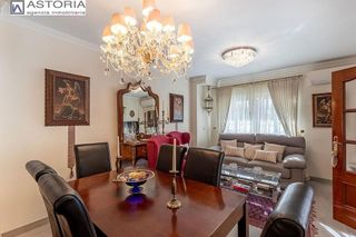 Casa adosada en venta en Cúllar Vega