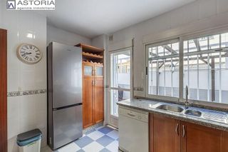 Casa adosada en venta en Cúllar Vega